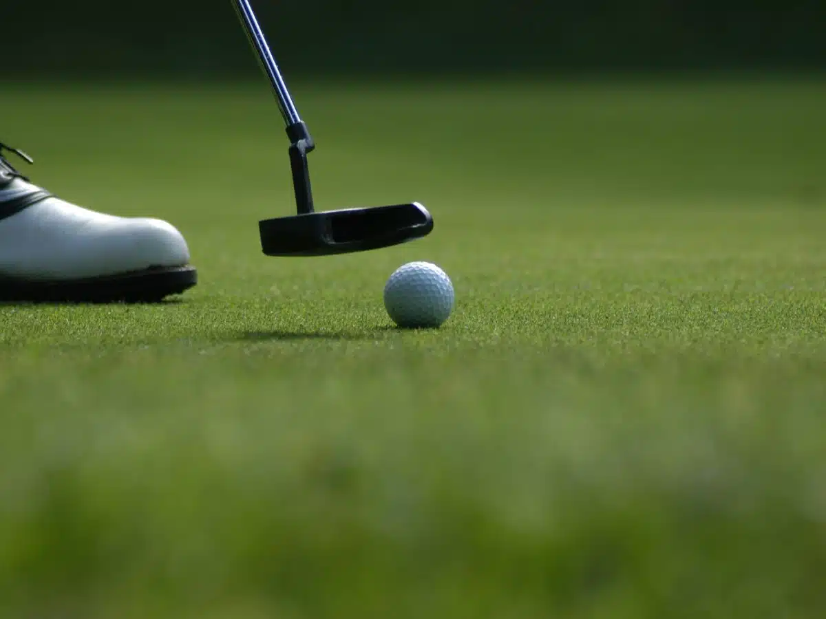 Golf Travel Egypt 2 mick de paola LUPJoR3OfEg unsplash